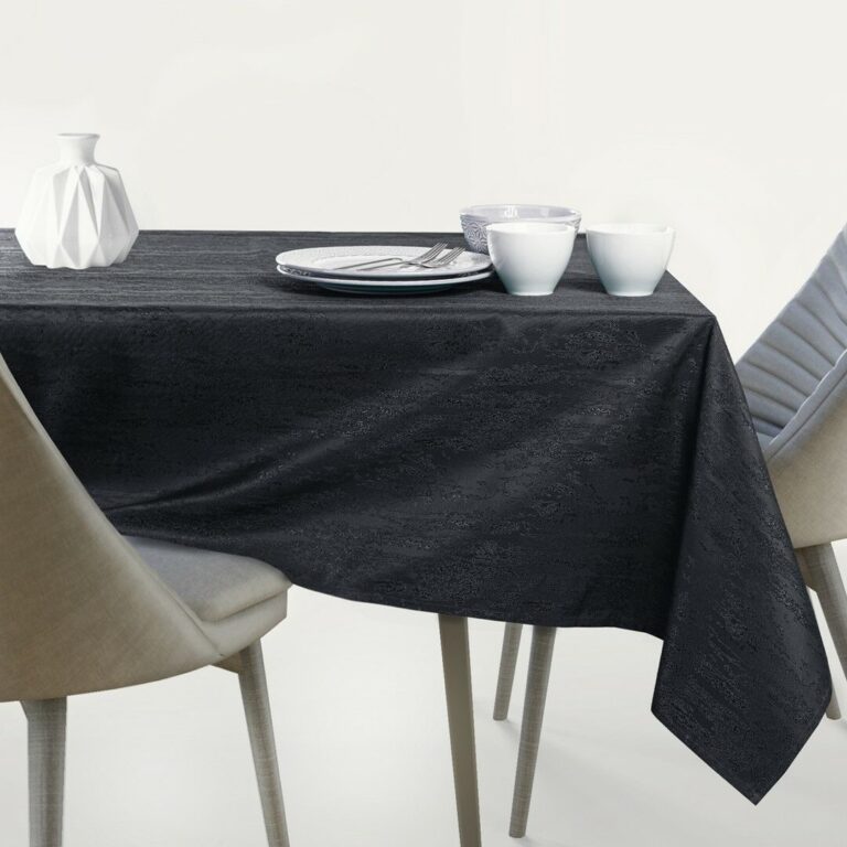 Asztalterítő Vesta fekete dombornyomott modern 155x300 AmeliaHome