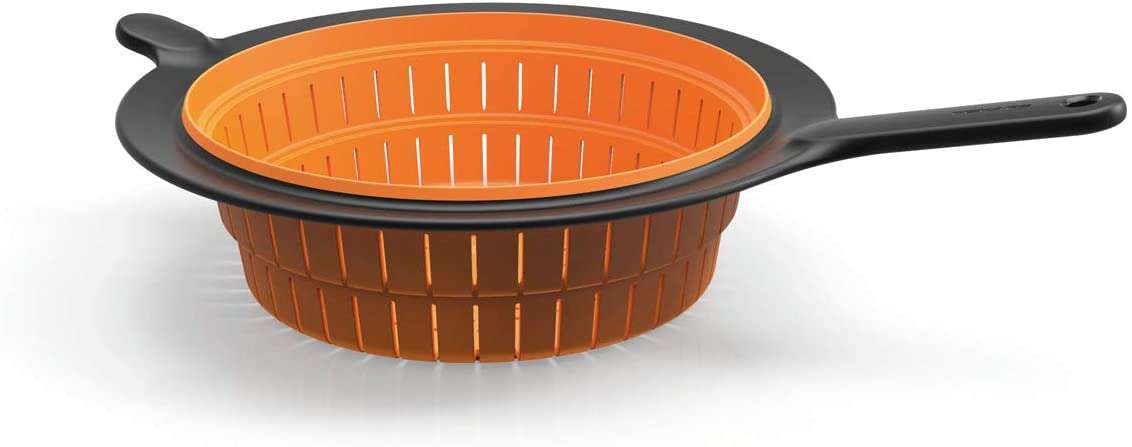 Fiskars Functional Form szilikon felületű szűrő