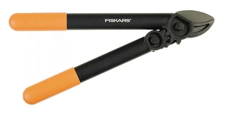 Fiskars PowerGear műanyag fogaskerekes ágvágó