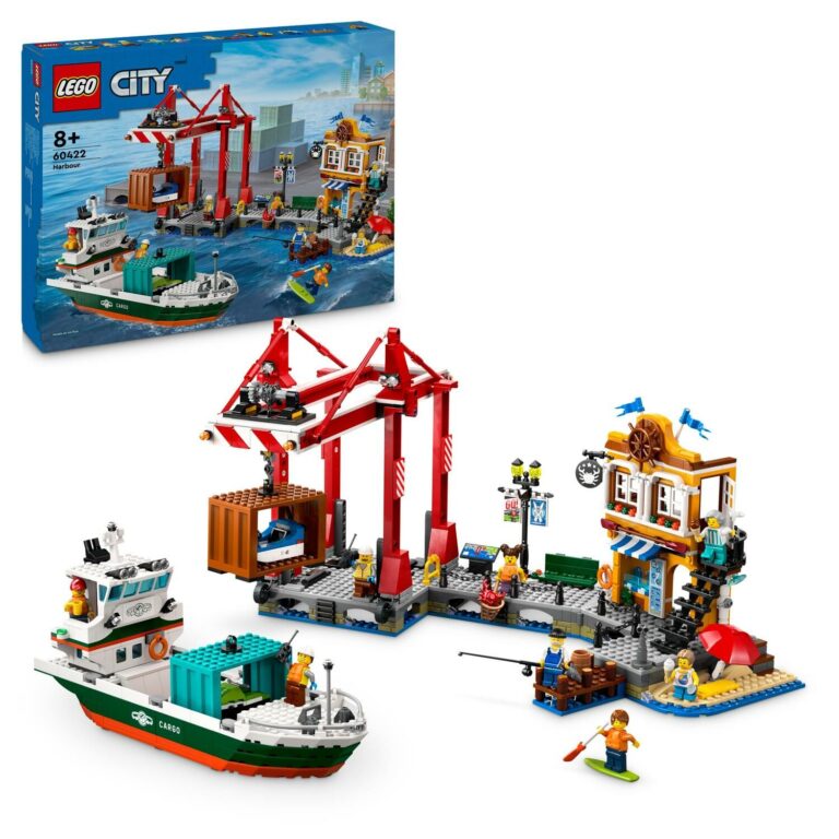LEGO® City Tengerparti kikötő teherszállító hajóval 60422