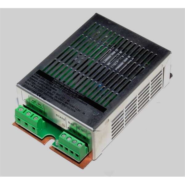 Makrai kapcsoló üzemű szünetmentesíthető tápegység